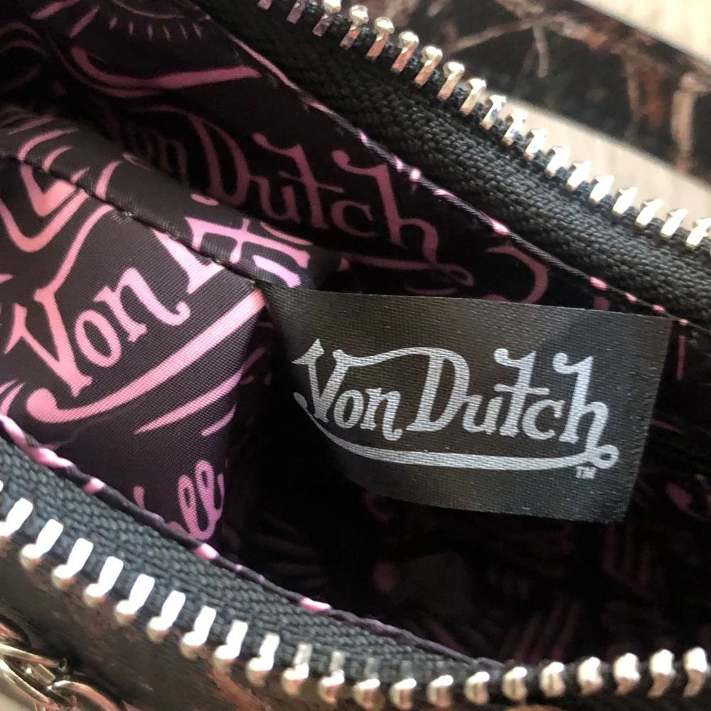 Von Dutch Tree Camo Shoulder Bag Pink Logo & Von Dutch Logo Chain Accent NWT - Picture 16 of 16
